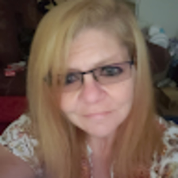 Meet your Posher, Marvella - Picture 1 of 1